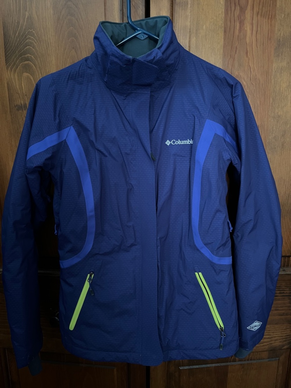 Columbia Women's Navy Ski Jacket Omnitech